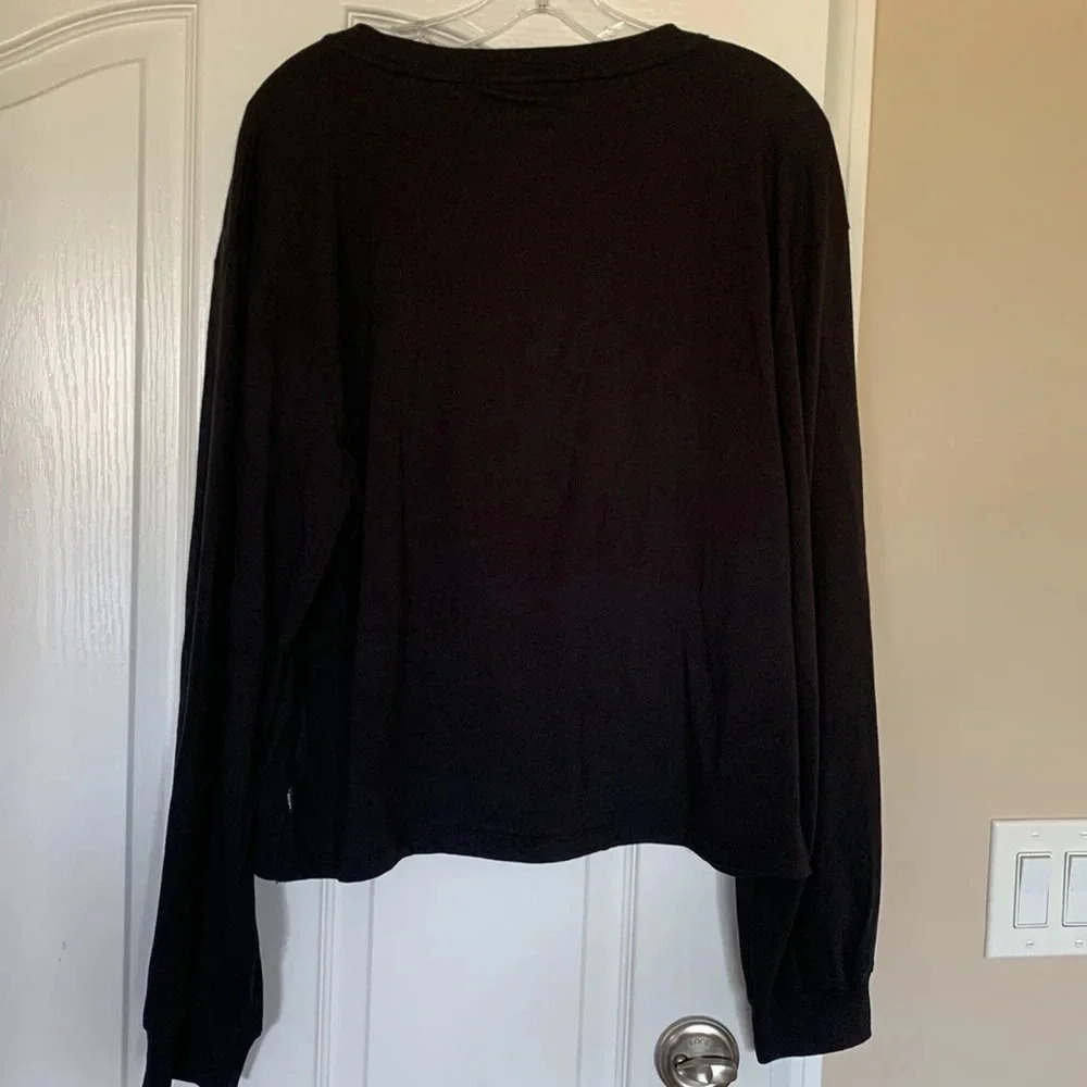 NWT Women’s  VANS black long sleeve top size XL with gathered front - Picture 7 of 8